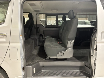 2021 Toyota Hiace 4X4 **SUPER GL** 5 SEATER!!