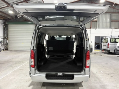 2021 Toyota Hiace 4X4 **SUPER GL** 5 SEATER!!