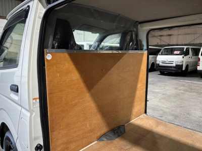 2019 Toyota Hiace LWB ++ $4000 REDUCED ++ **TIMBER FLOOR**