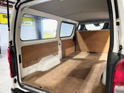 2019 Toyota Hiace LWB ++ $4000 REDUCED ++ **TIMBER FLOOR**