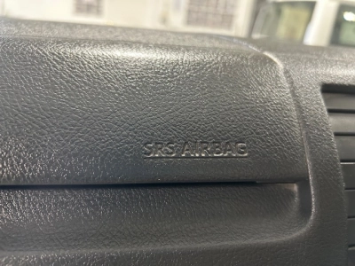 2016 Toyota Hiace 3L Diesel 4WD * NEW YEAR SALE * 