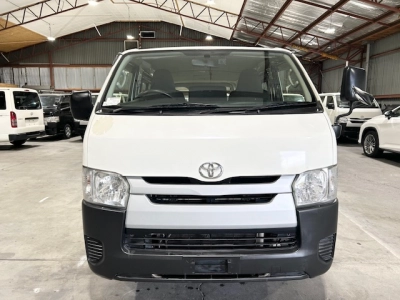 2016 Toyota Hiace 3L Diesel 4WD * NEW YEAR SALE * 