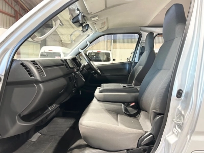 2019 Toyota Hiace --TIMBER FLOOR-- **$4000 REDUCED $$**