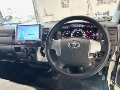 2018 Toyota Hiace +++ FULL TIME 4WD +++ FREE CAR PLAY