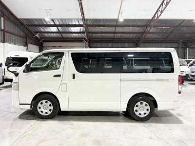 2021 Toyota Hiace =2WD= Luxury GL PACKAGE 