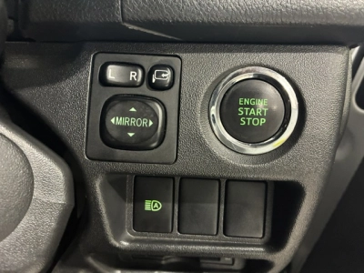2021 Toyota Hiace FACELIFT MODEL - TOP SPEC *** SUPER GL *** 2WD FULL OPTIONS -