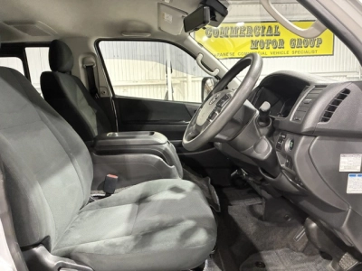 2021 Toyota Hiace FACELIFT MODEL - TOP SPEC *** SUPER GL *** 2WD FULL OPTIONS -