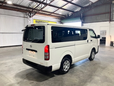 2018 Toyota Hiace 2.8L Diesel Turbo *** BIG SALE _ WAS $31,995 - NOW $ 28,500***