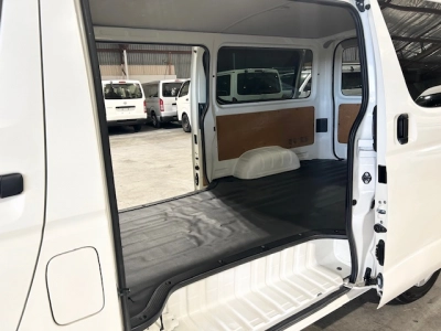 2020 Toyota Hiace Facelift Model =4X4=