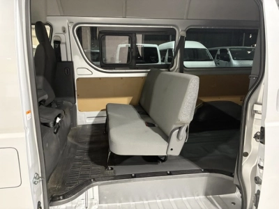 2023 FACELIFT Toyota Hiace =4X4= HIGHROOF 360 Degree Camera / 6 SEATER