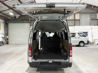 2023 FACELIFT Toyota Hiace =4X4= HIGHROOF 360 Degree Camera / 6 SEATER