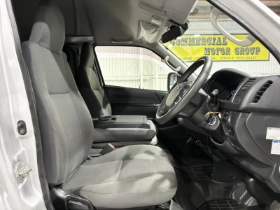 2023 FACELIFT Toyota Hiace =4X4= HIGHROOF 360 Degree Camera / 6 SEATER