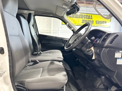 2019 Toyota Hiace 4WD - 6 Seaters - NEW YEAR SALE