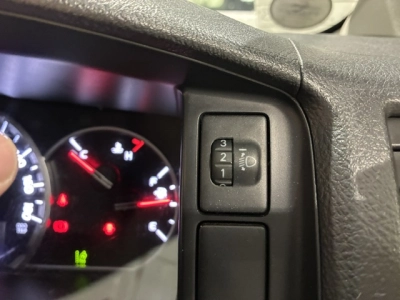 2019 Toyota Hiace =4X4= 6 Seaters ** MID YEAR SUPER SALE**