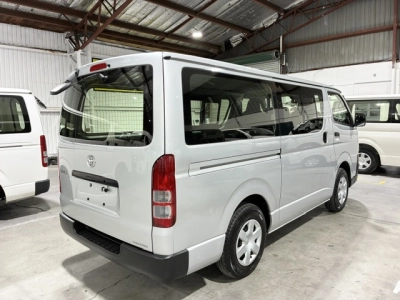 2019 Toyota Hiace =4X4= 6 Seaters ** MID YEAR SUPER SALE**