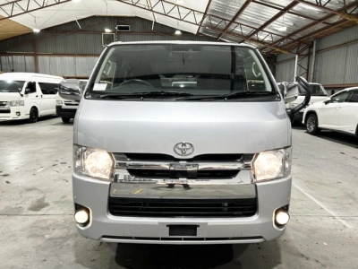 2018 Toyota Hiace **SUPER GL** 4X4 ** EOFY BIGGEST SALE NOW -- OFFER END 26/06*