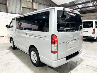 2018 Toyota Hiace **SUPER GL** 4X4 ** EOFY BIGGEST SALE NOW -- OFFER END 26/06*