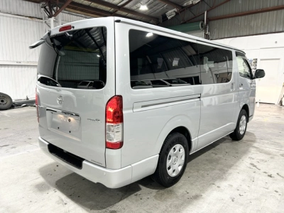 2018 Toyota Hiace **SUPER GL** 4X4 ** EOFY BIGGEST SALE NOW -- OFFER END 26/06*