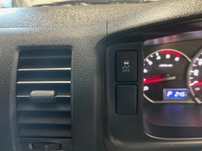 2019 Toyota Hiace =4X4= 6 Seaters - Dual Airbags