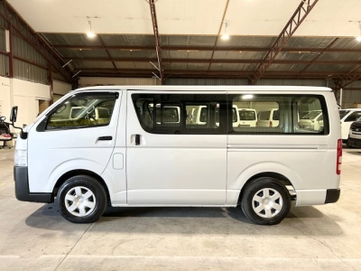 2020 Toyota Hiace 4WD / 6 Seater - NEW YEAR SALE -