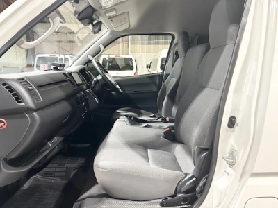 2019 Toyota Hiace **$4000 REDUCED** SHELF & STORAGE Installed -- SUPER LOW 15km --