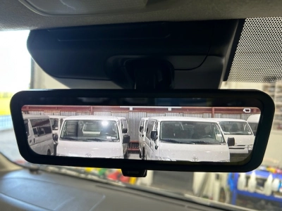 2020 Toyota Hiace FULL OPTION =4X4= 