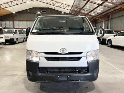 2020 Toyota Hiace FULL OPTION =4X4= 