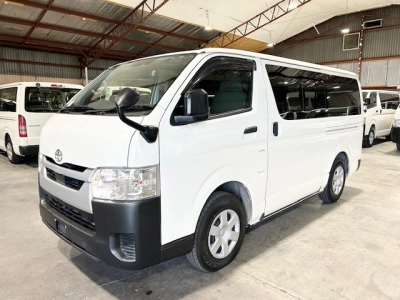 2020 Toyota Hiace FULL OPTION =4X4= 