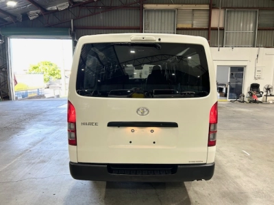 2020 Toyota Hiace FULL OPTION =4X4= 