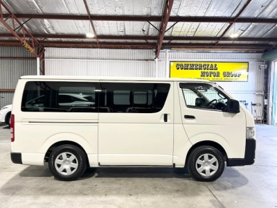 2020 Toyota Hiace FULL OPTION =4X4= 