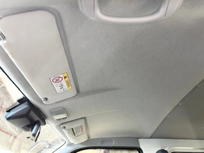 2019 Toyota Hiace =4X4= 6 Seaters - Dual Airbags