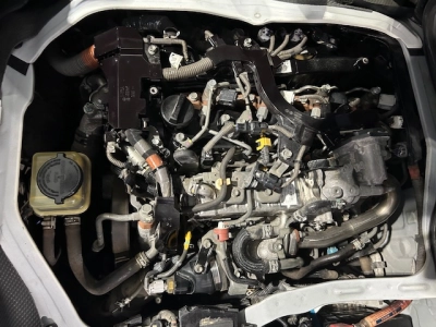 2019 Toyota Hiace =4X4= 6 Seaters - Dual Airbags