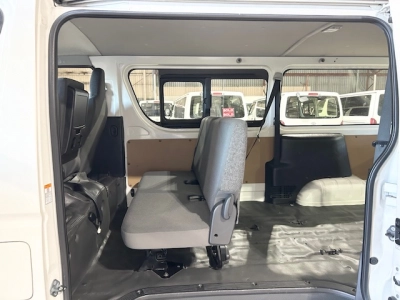 2019 Toyota Hiace =4X4= 6 Seaters - Dual Airbags