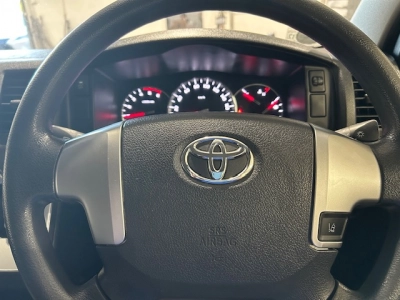 2019 Toyota Hiace =4X4= 6 Seaters - Dual Airbags