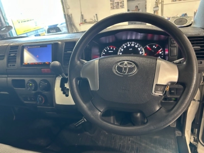 2019 Toyota Hiace =4X4= 6 Seaters - Dual Airbags