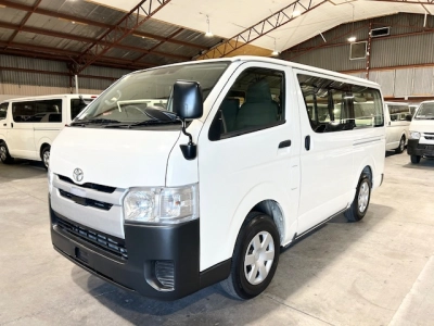 2019 Toyota Hiace =4X4= 6 Seaters - Dual Airbags