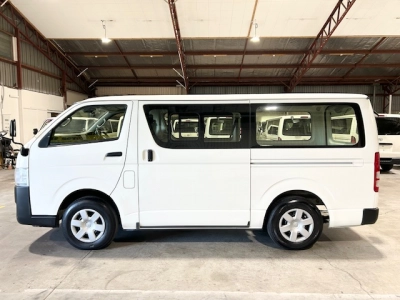 2019 Toyota Hiace =4X4= 6 Seaters - Dual Airbags
