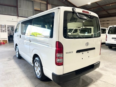 2019 Toyota Hiace =4X4= 6 Seaters - Dual Airbags