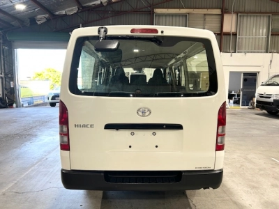 2019 Toyota Hiace =4X4= 6 Seaters - Dual Airbags