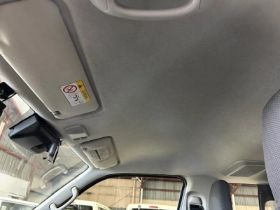 2018 Toyota Hiace --$4500 REDUCED-- **4WD** REMOVABLE BACK SEATS 