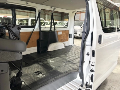2018 Toyota Hiace --$4500 REDUCED-- **4WD** REMOVABLE BACK SEATS 