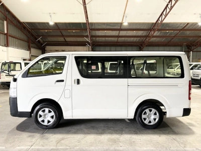 2018 Toyota Hiace --$4500 REDUCED-- **4WD** REMOVABLE BACK SEATS 
