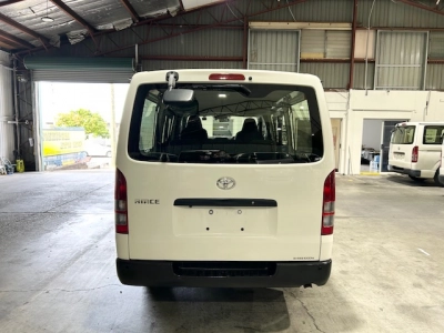 2018 Toyota Hiace --$4500 REDUCED-- **4WD** REMOVABLE BACK SEATS 