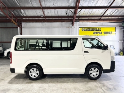 2018 Toyota Hiace --$4500 REDUCED-- **4WD** REMOVABLE BACK SEATS 