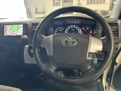 2018 Toyota Hiace =4X4= TIMBER FLOOR $1000 DISCOUNTED for Fuel