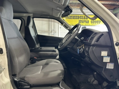 2018 Toyota Hiace =4X4= TIMBER FLOOR $1000 DISCOUNTED for Fuel