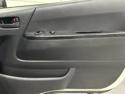 2018 Toyota Hiace =4X4= TIMBER FLOOR $1000 DISCOUNTED for Fuel