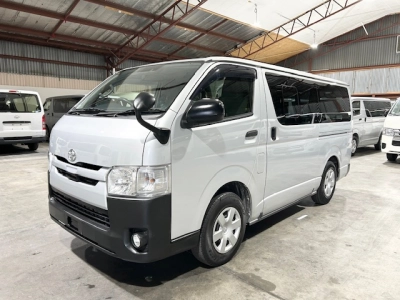 2019 Toyota Hiace ** 4WD 4WD 4WD ** $4000 REDUCED $$