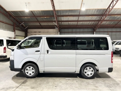 2019 Toyota Hiace ** 4WD 4WD 4WD ** $4000 REDUCED $$