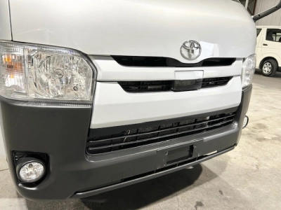 2019 Toyota Hiace ** 4WD 4WD 4WD ** $4000 REDUCED $$